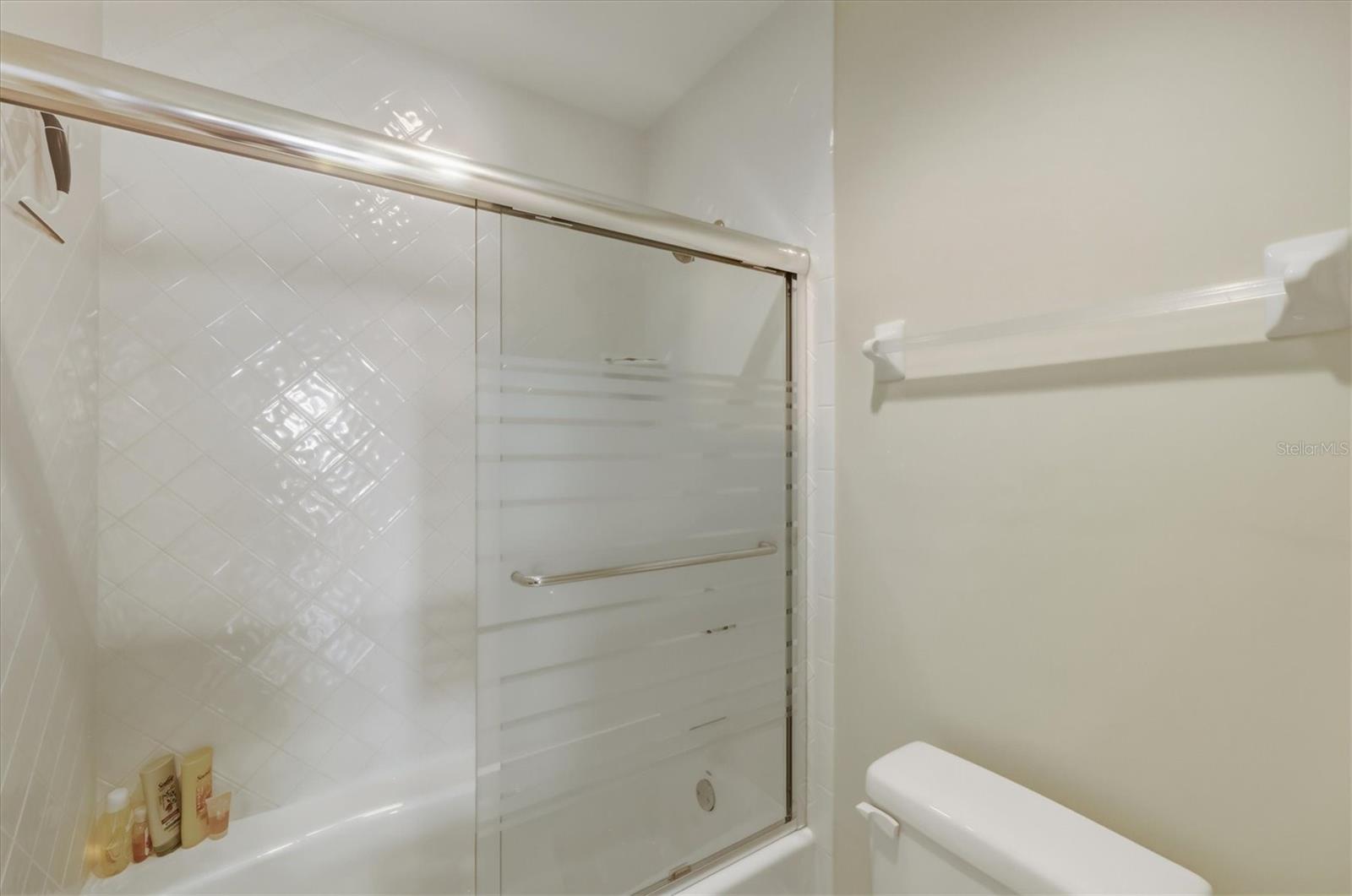 Image 29 of 56 For 767 Harbor Drive 1b