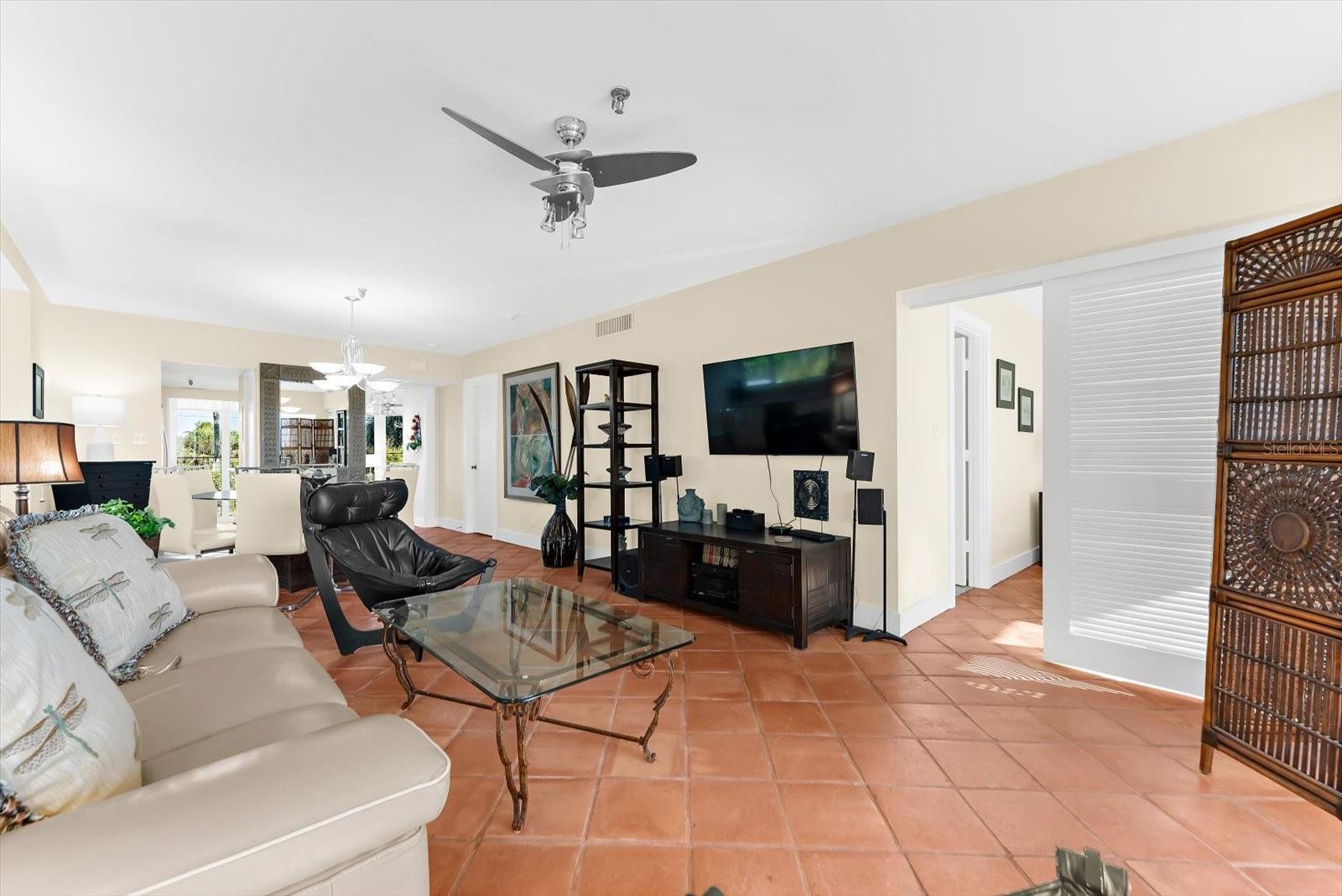 Image 19 of 61 For 5000 Gasparilla Road 13a