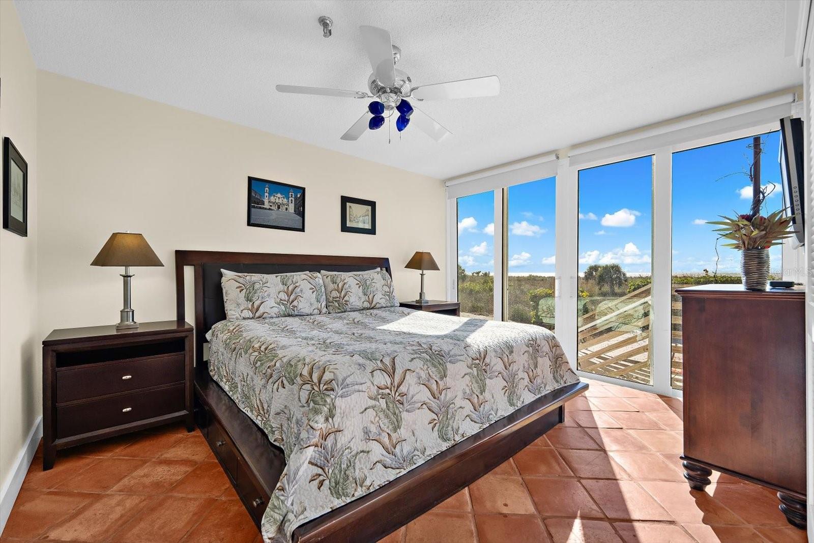 Image 24 of 61 For 5000 Gasparilla Road 13a