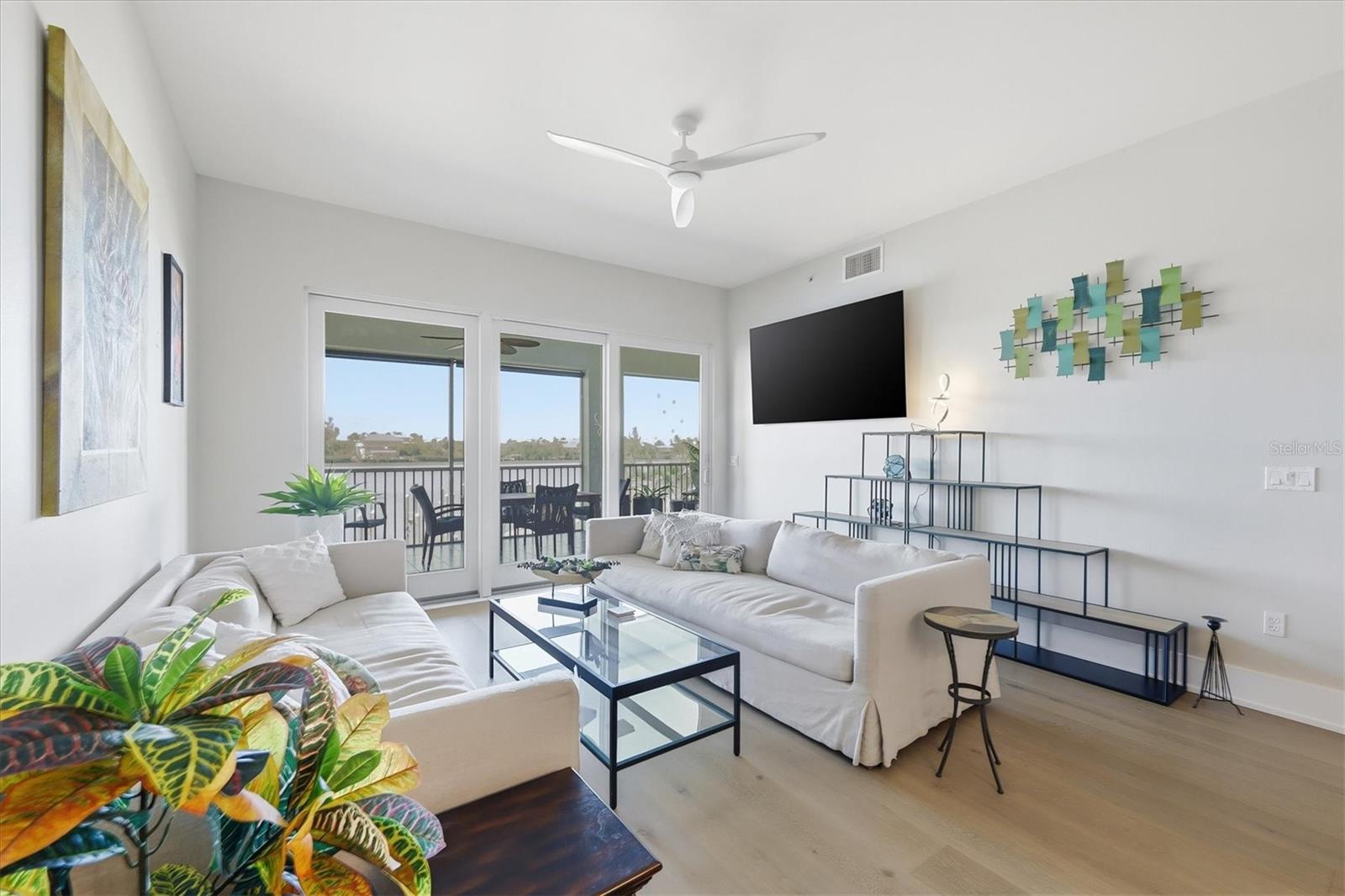 Image 10 of 55 For 11120 Hacienda Del Mar Boulevard F-205