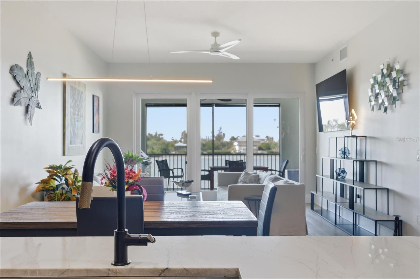 Image 20 of 55 For 11120 Hacienda Del Mar Boulevard F-205