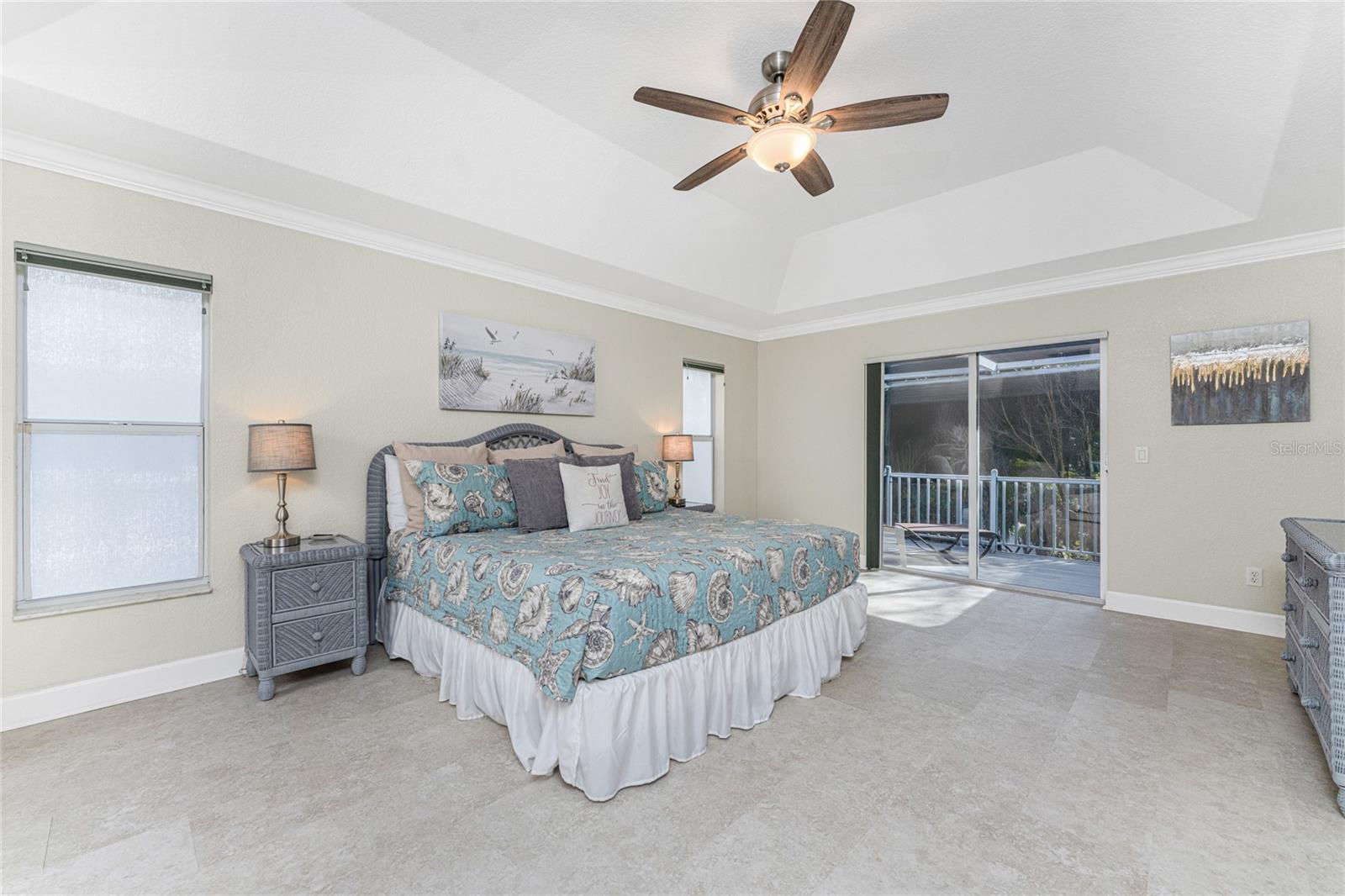 Image 15 of 70 For 4151 Beach Road