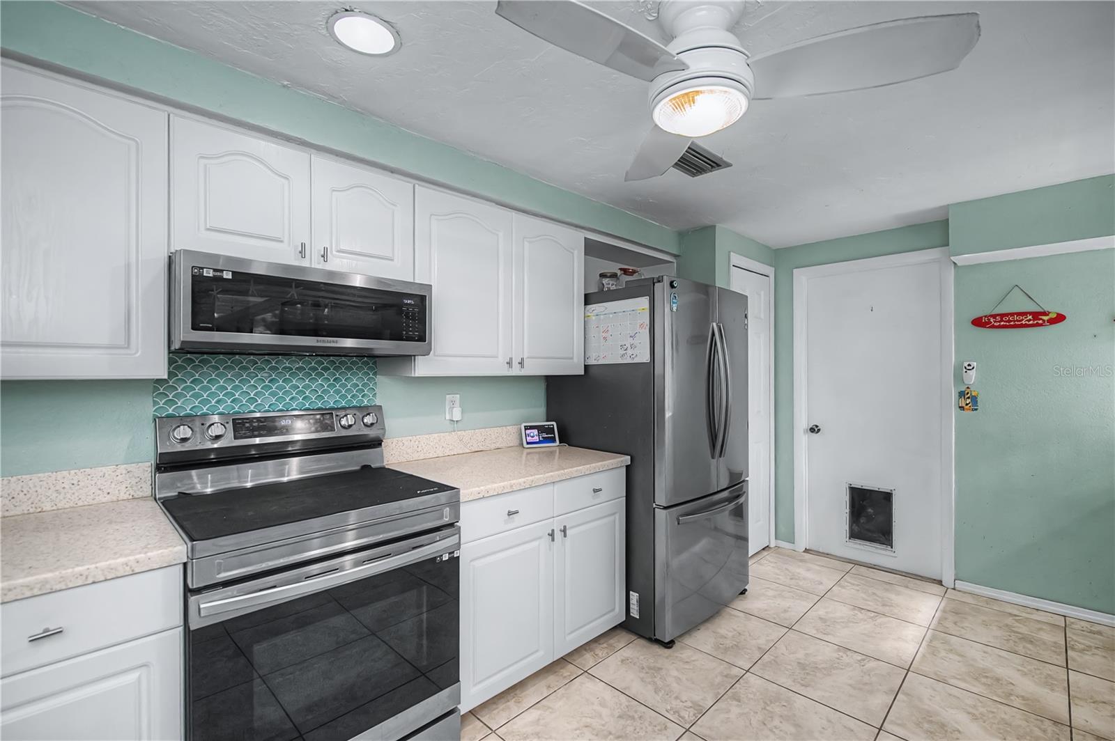 Image 18 of 75 For 236 Annapolis Lane