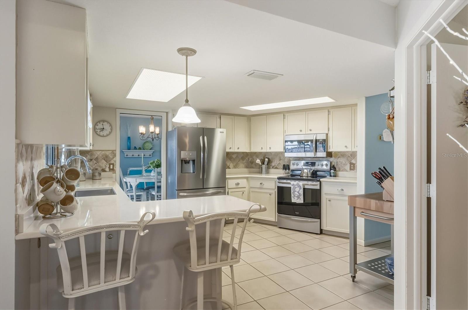 Image 18 of 56 For 12577 Kings Row