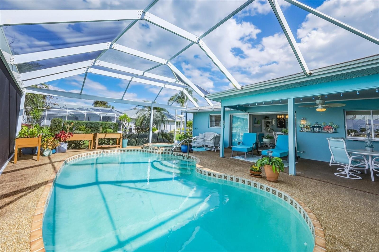 Image 39 of 56 For 12577 Kings Row