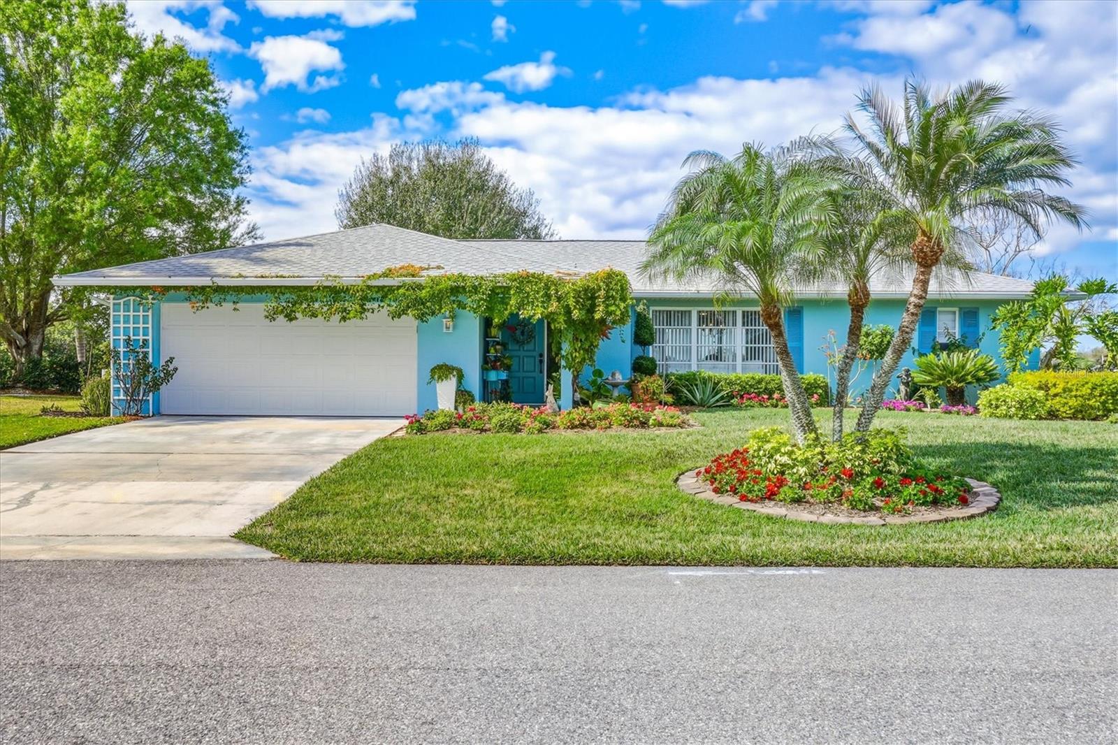 Image 4 of 56 For 12577 Kings Row