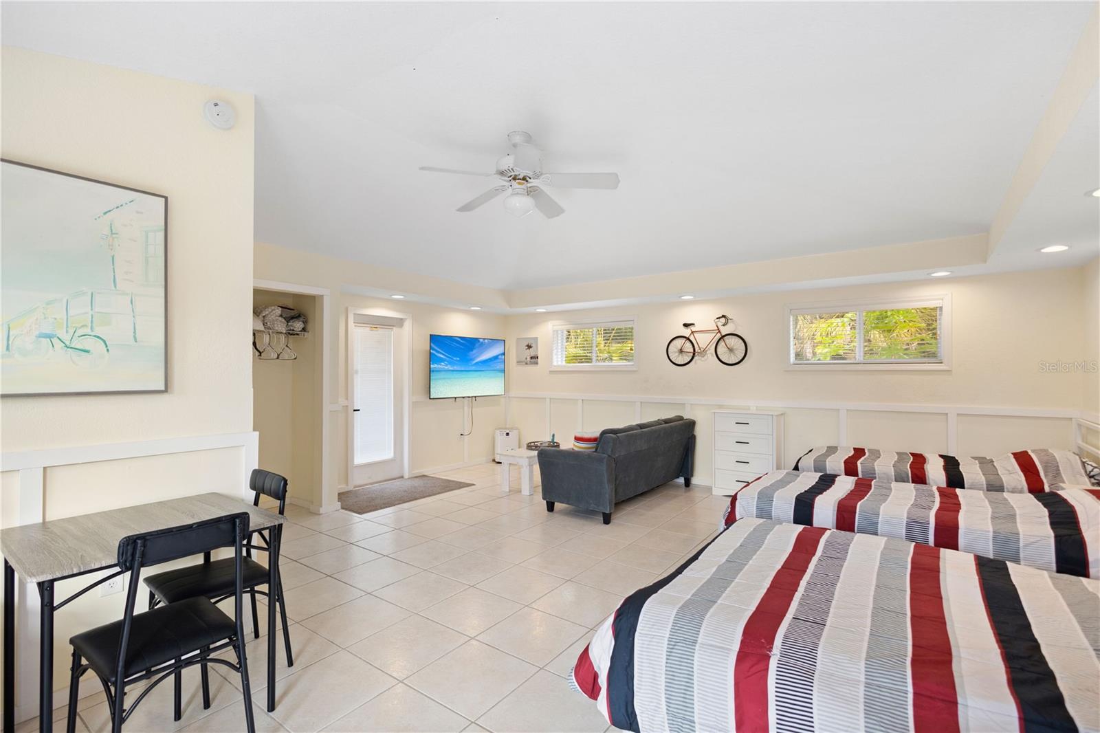 Image 36 of 47 For 1380 Aqua View Lane