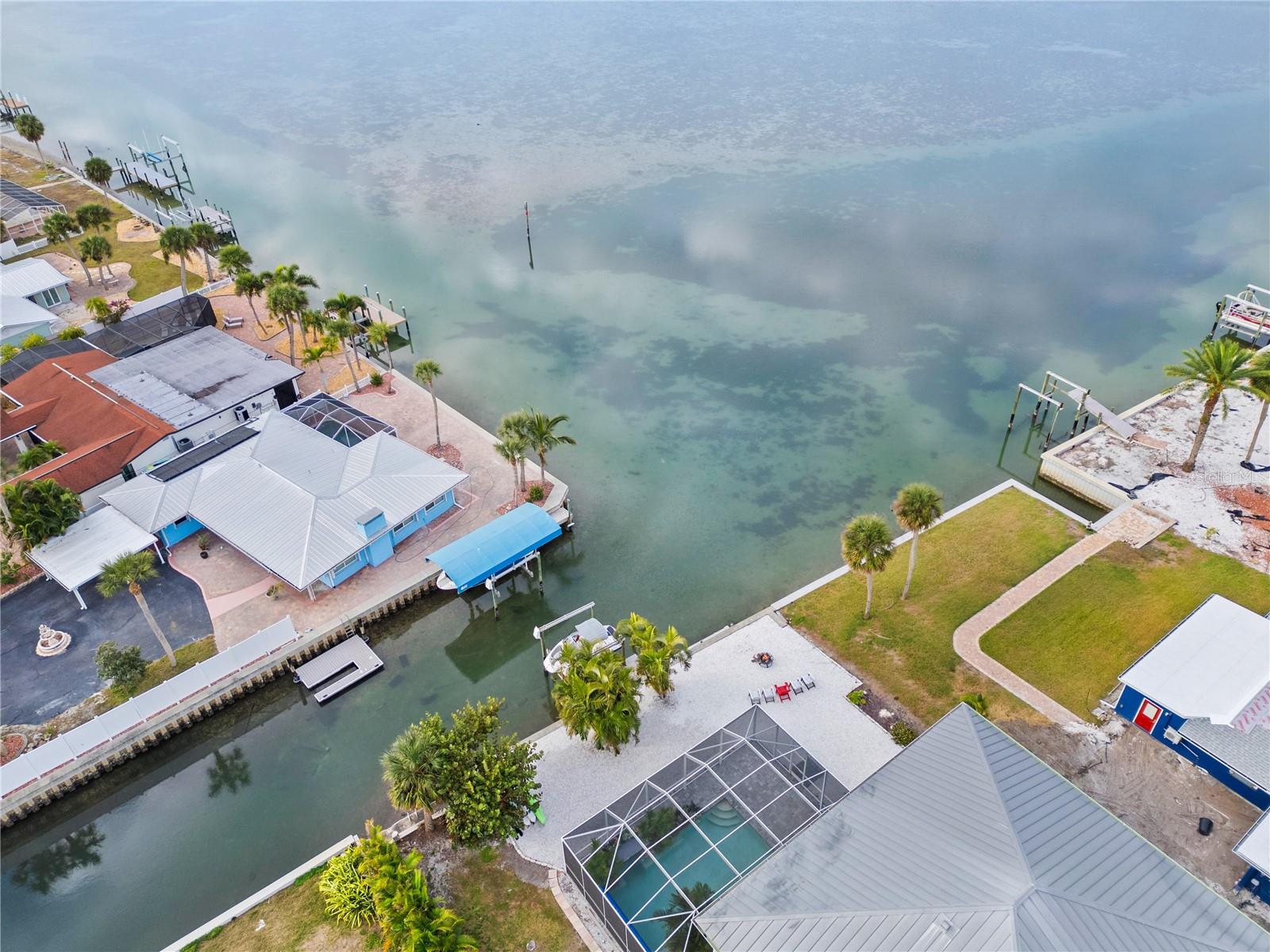 Image 40 of 47 For 1380 Aqua View Lane