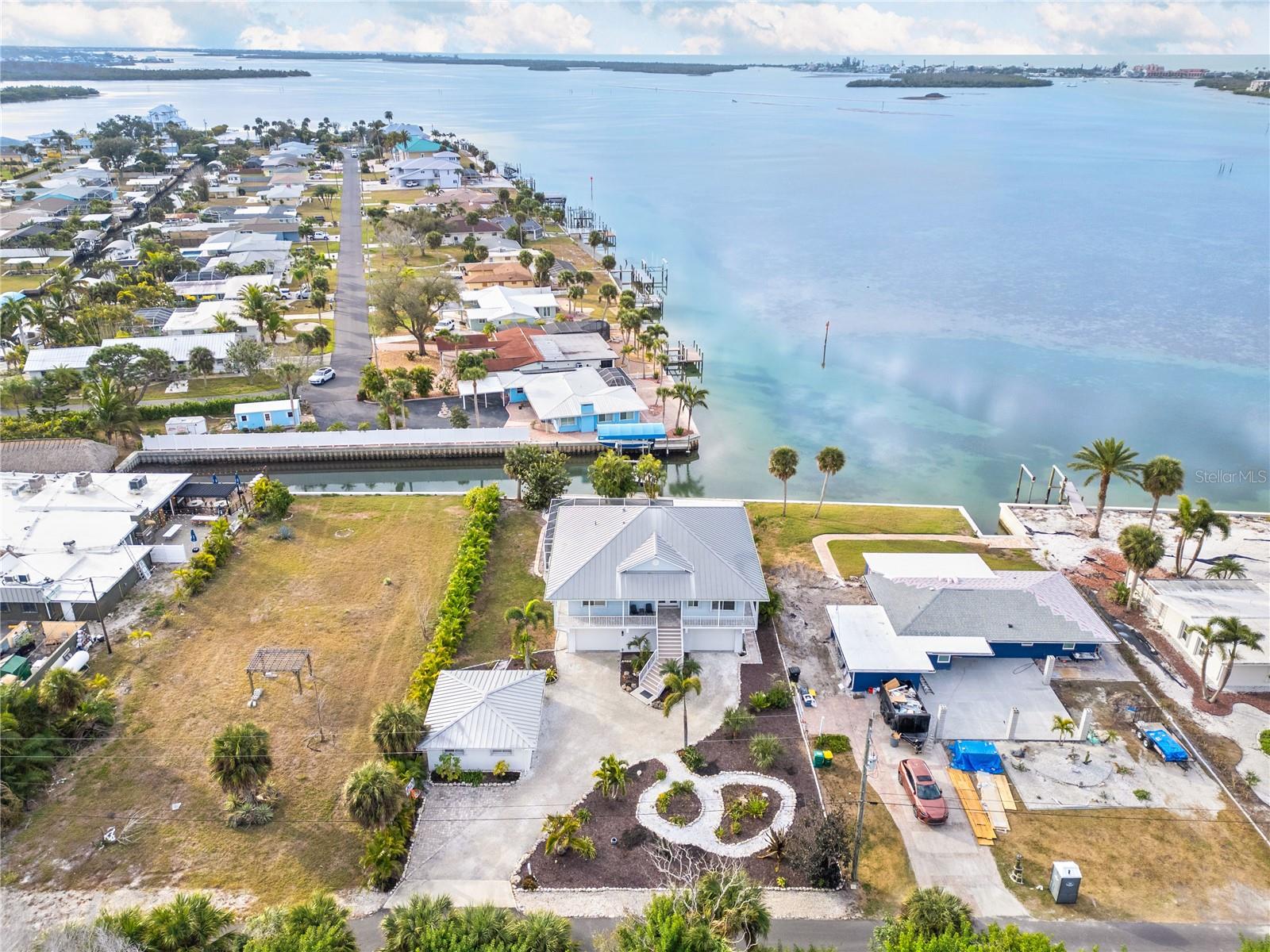 Image 41 of 47 For 1380 Aqua View Lane