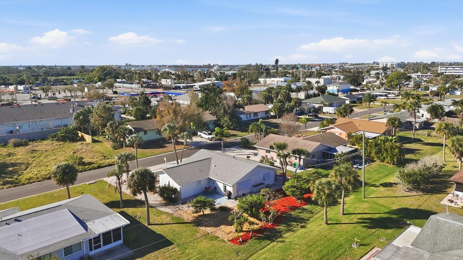 Image 30 of 36 For 1710 Florence Avenue