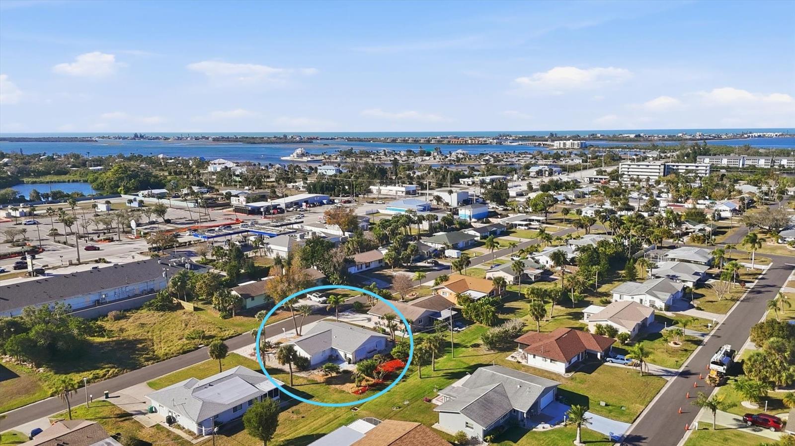 Image 32 of 36 For 1710 Florence Avenue