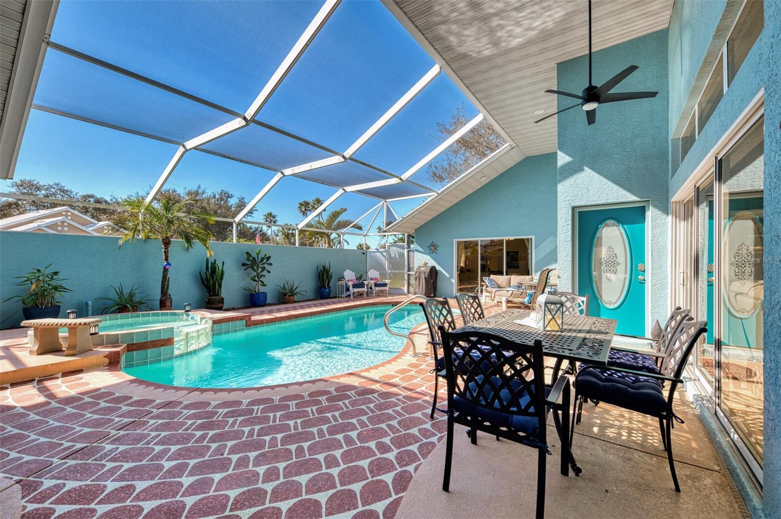 Image 10 of 87 For 335 Saint George Court 1