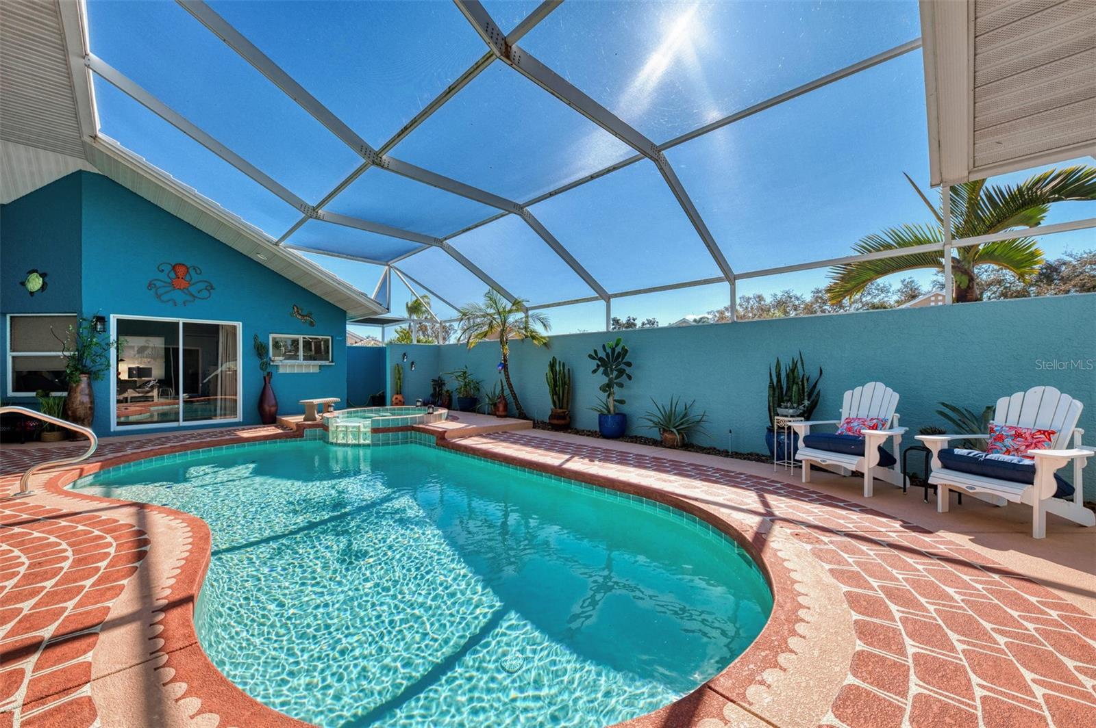 Image 14 of 87 For 335 Saint George Court 1