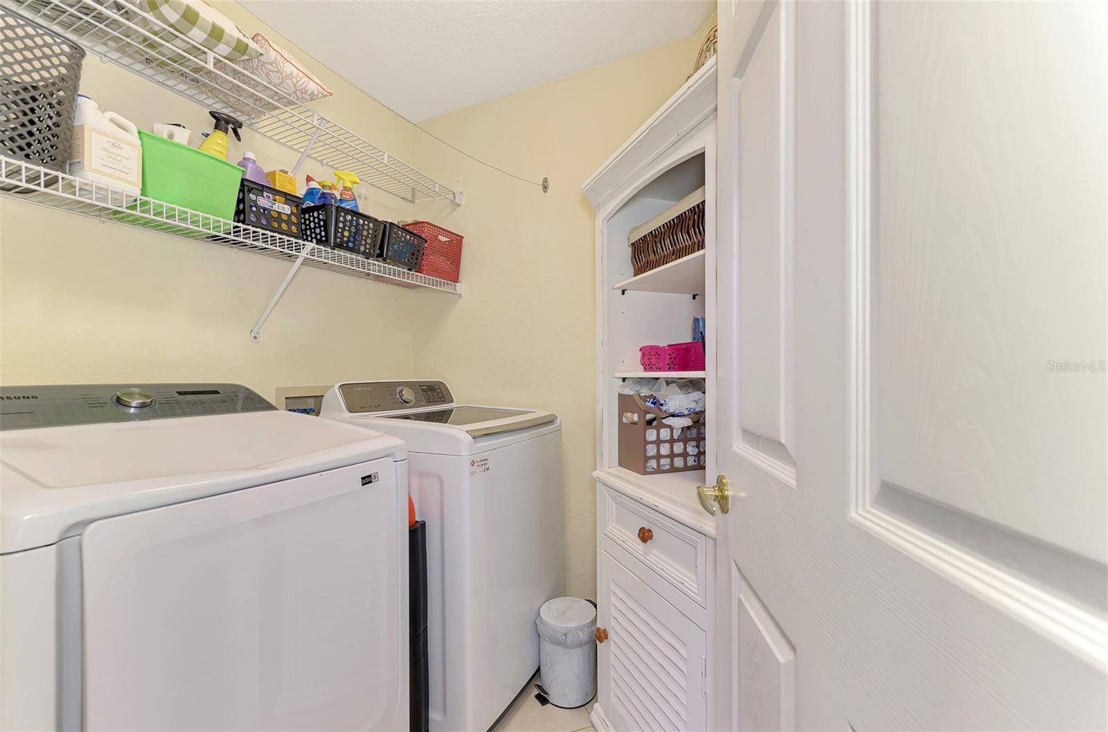 Image 48 of 87 For 335 Saint George Court 1