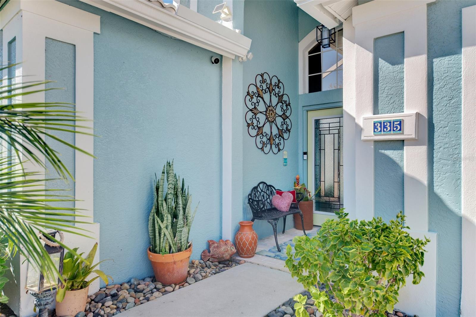 Image 6 of 87 For 335 Saint George Court 1