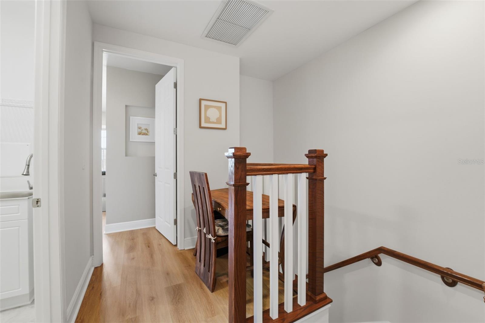 Image 25 of 68 For 10311 Lands End Circle 13