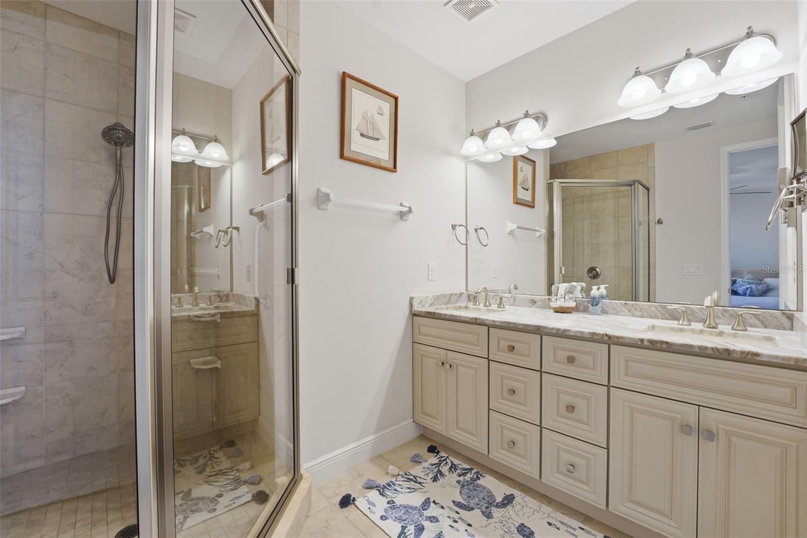 Image 28 of 68 For 10311 Lands End Circle 13