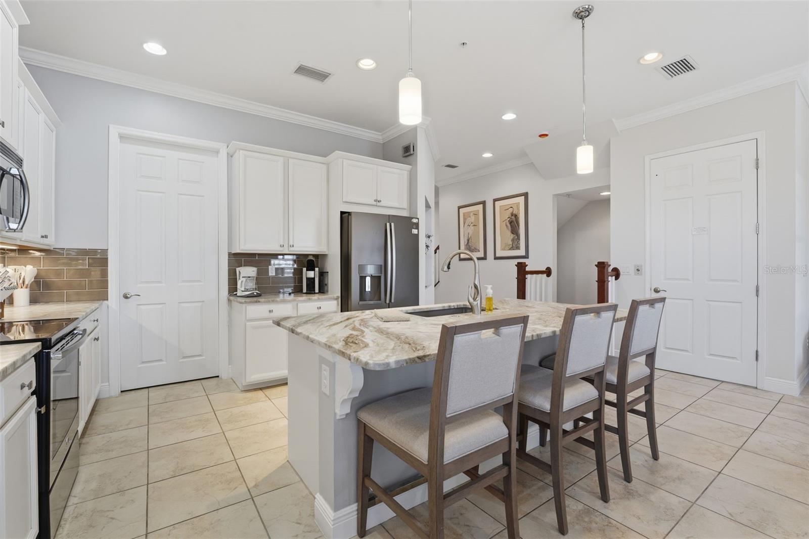 Image 7 of 68 For 10311 Lands End Circle 13