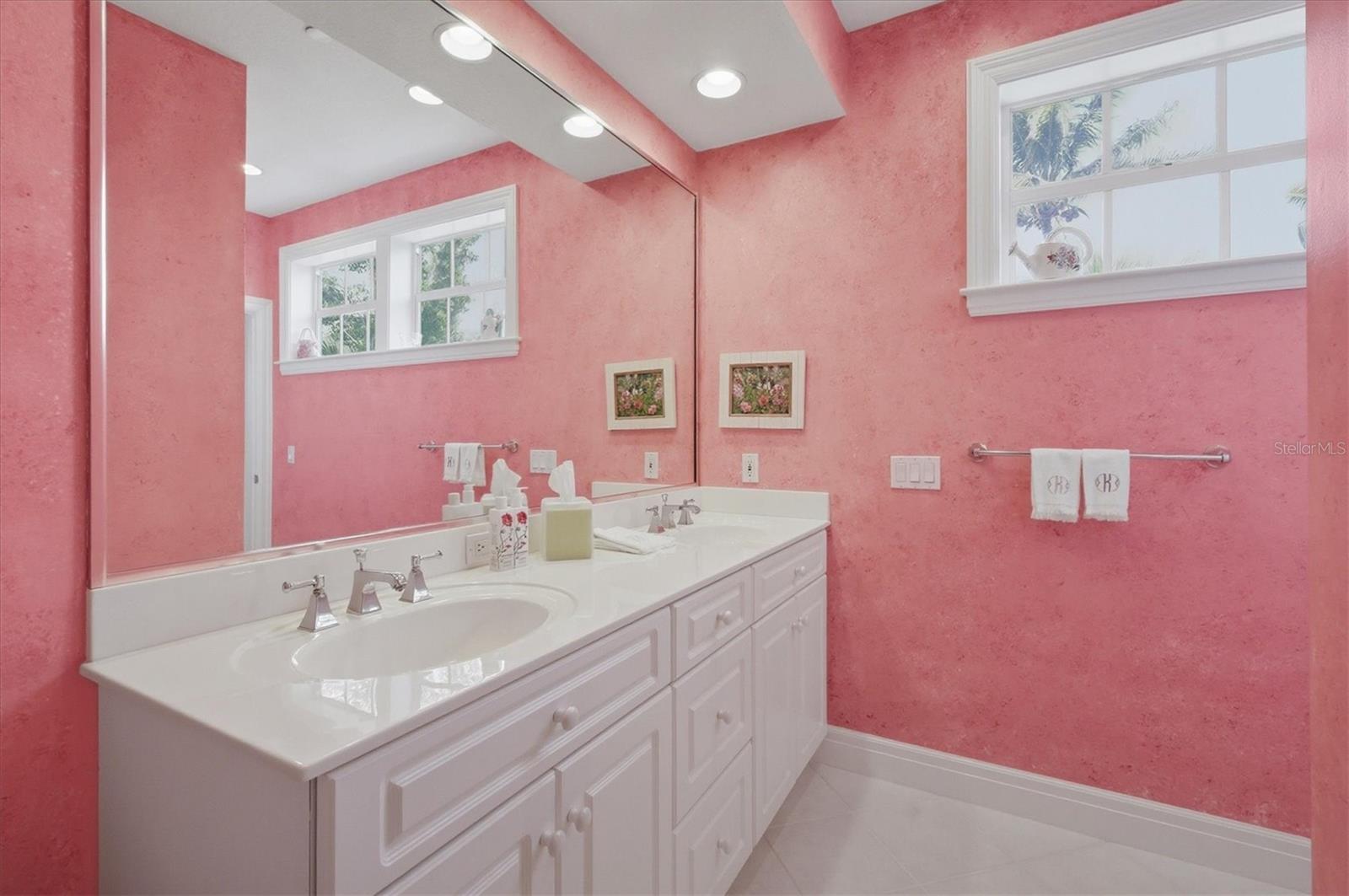 Image 34 of 70 For 5020 Grouper Hole Court