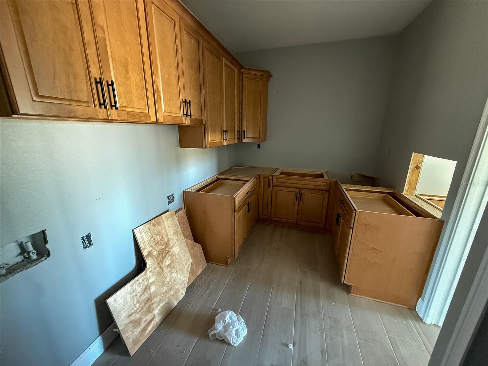 Image 11 of 39 For 57 Pine Valley Court