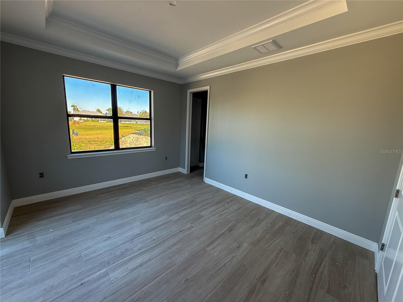 Image 22 of 39 For 57 Pine Valley Court