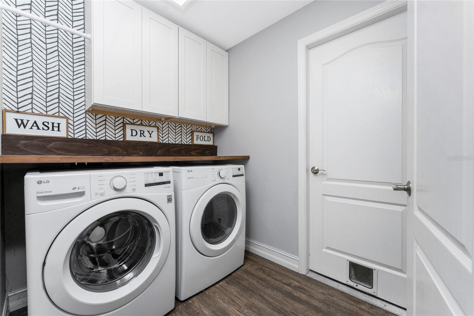 Image 41 of 65 For 686 Rotonda Circle