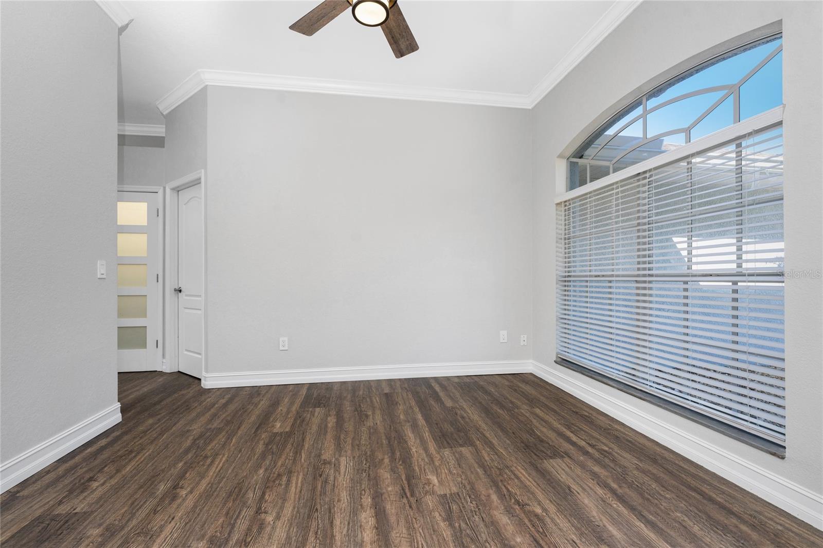 Image 8 of 65 For 686 Rotonda Circle