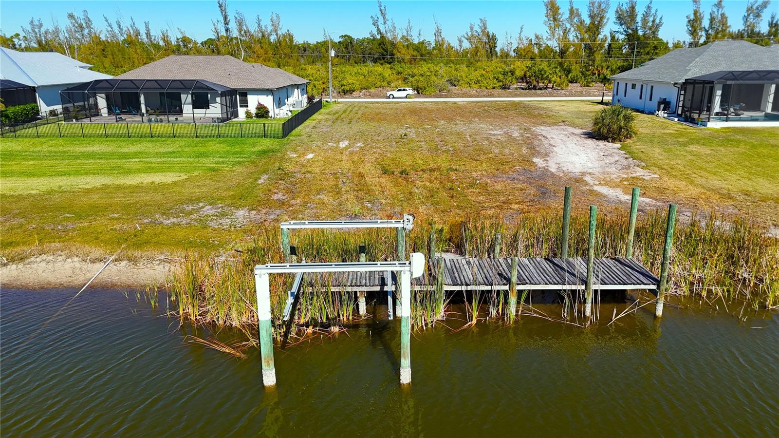 Image 11 of 32 For 16652 Liggett Circle