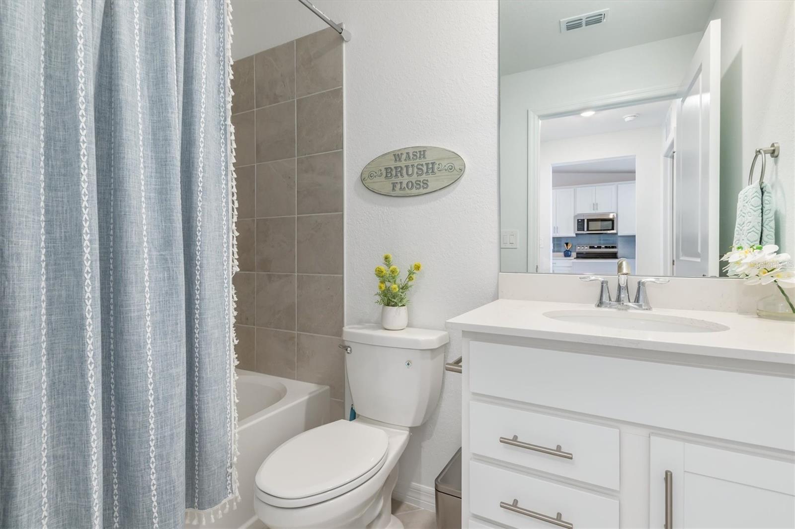 Image 21 of 51 For 17445 Opal Sand Drive 207