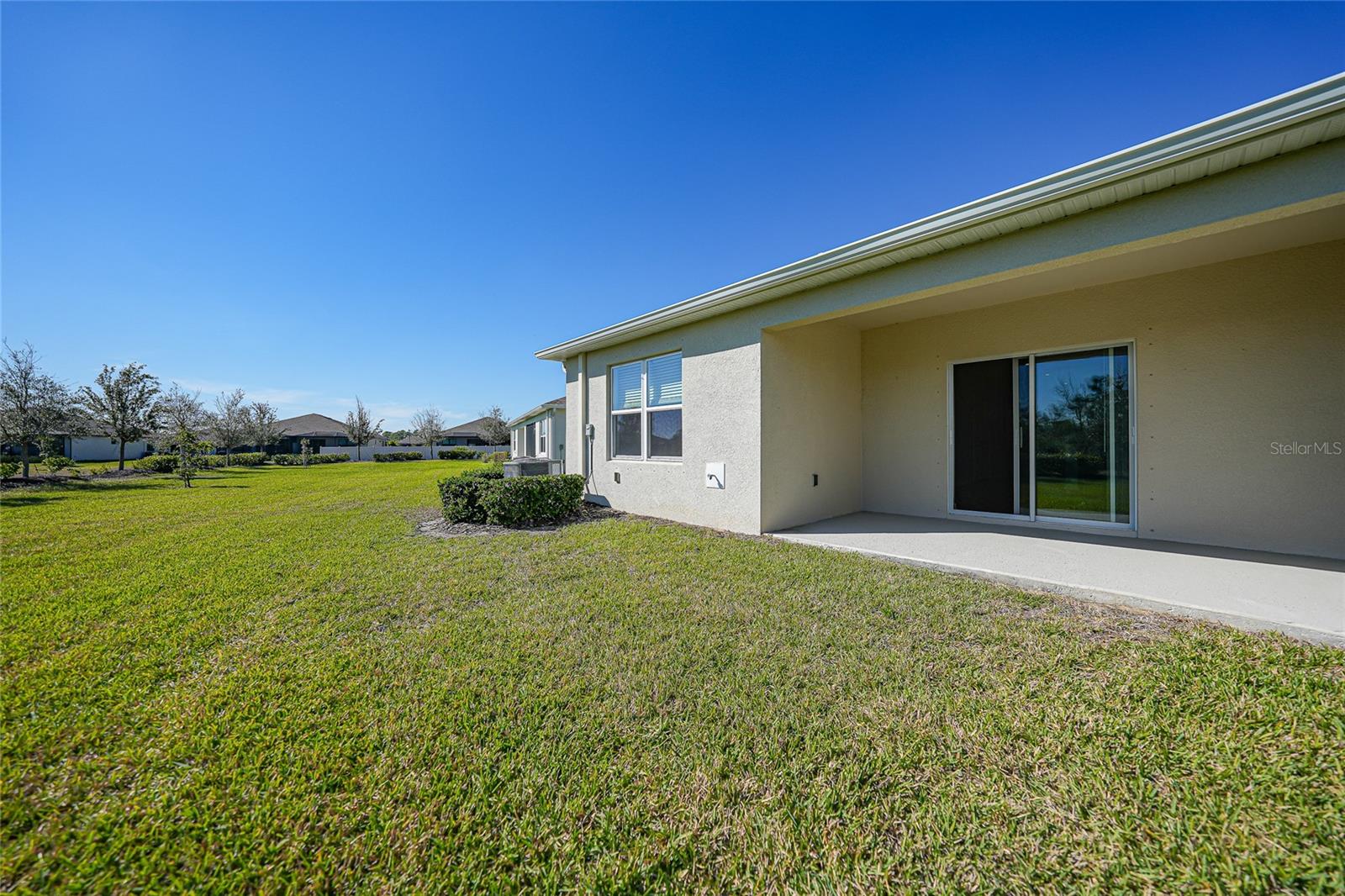 Image 32 of 56 For 1988 Palms Drive