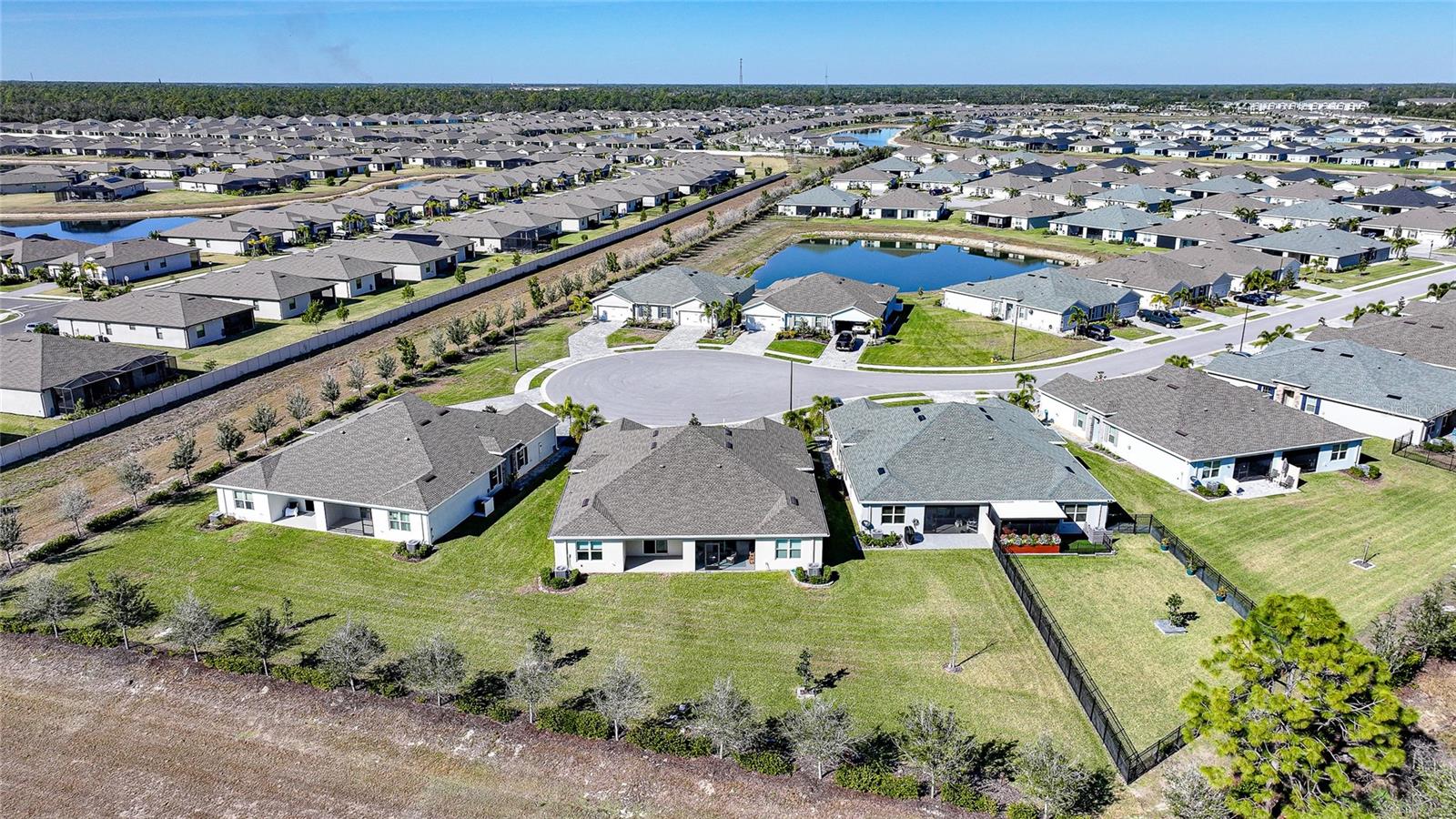 Image 38 of 56 For 1988 Palms Drive