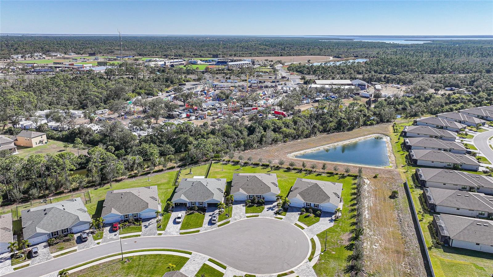 Image 41 of 56 For 1988 Palms Drive