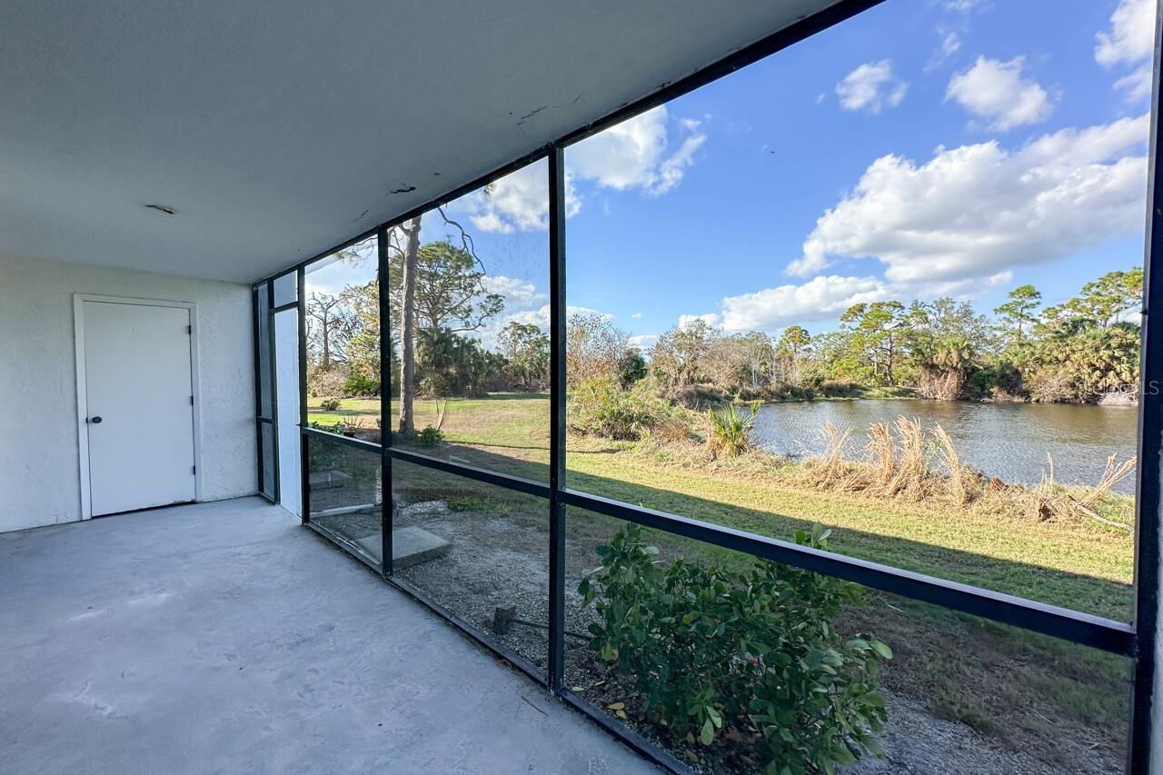 Image 21 of 33 For 6800 Placida Road 169