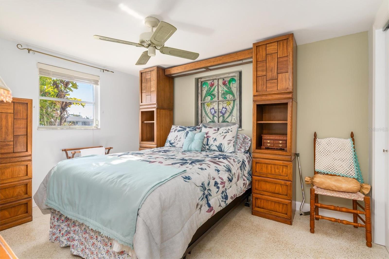 Image 16 of 43 For 2091 Oyster Creek Drive