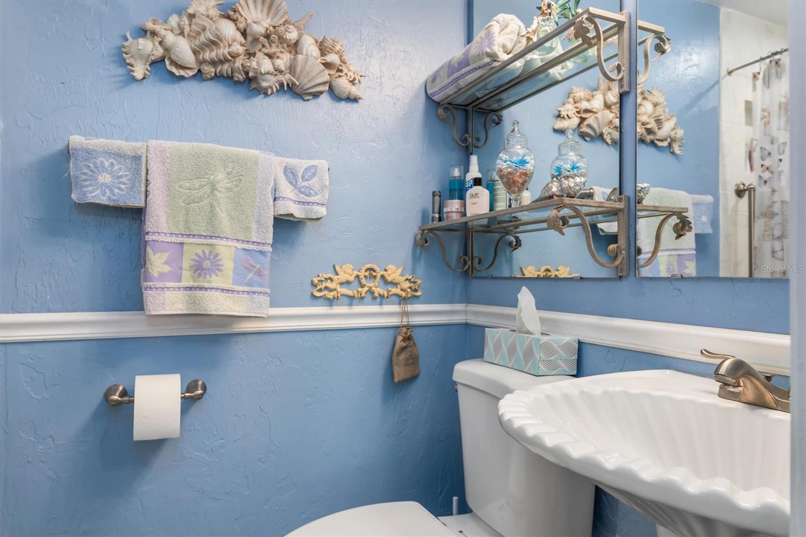 Image 18 of 43 For 2091 Oyster Creek Drive