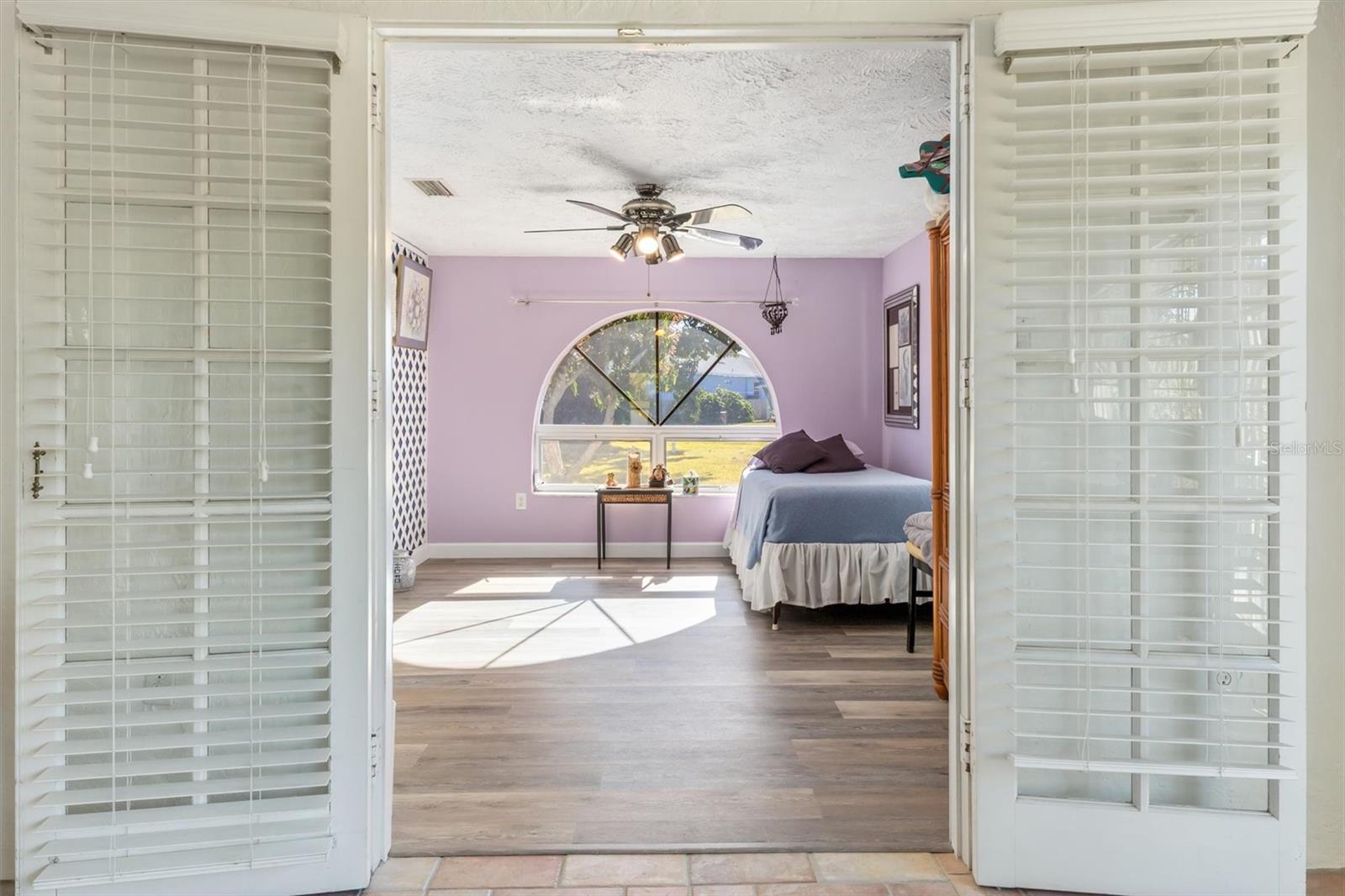 Image 24 of 43 For 2091 Oyster Creek Drive