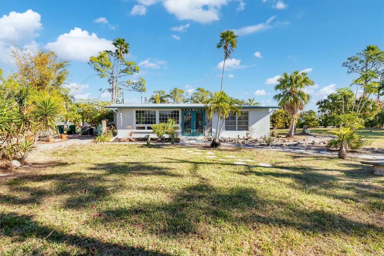 Image 28 of 43 For 2091 Oyster Creek Drive