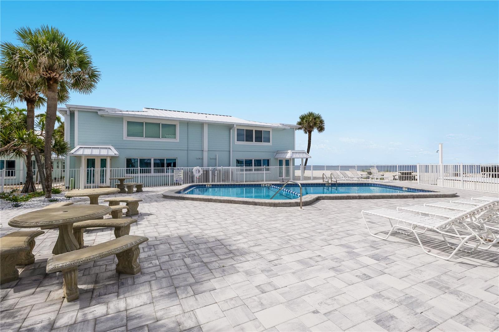 Image 68 of 74 For 320 Gulf Boulevard 5c