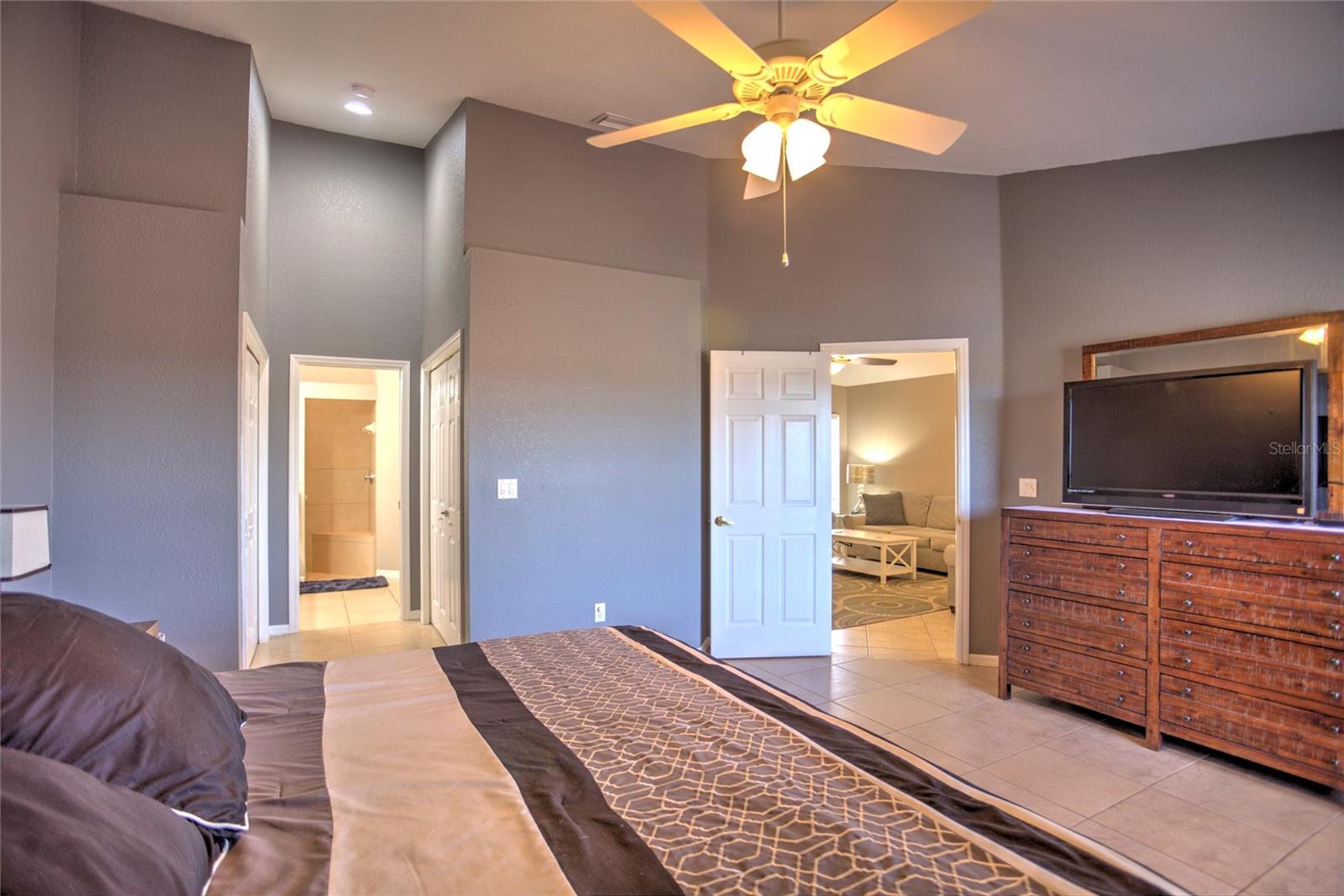 Image 17 of 29 For 4441 Fairway Drive