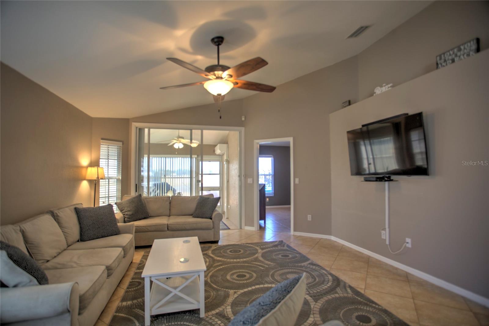 Image 4 of 29 For 4441 Fairway Drive