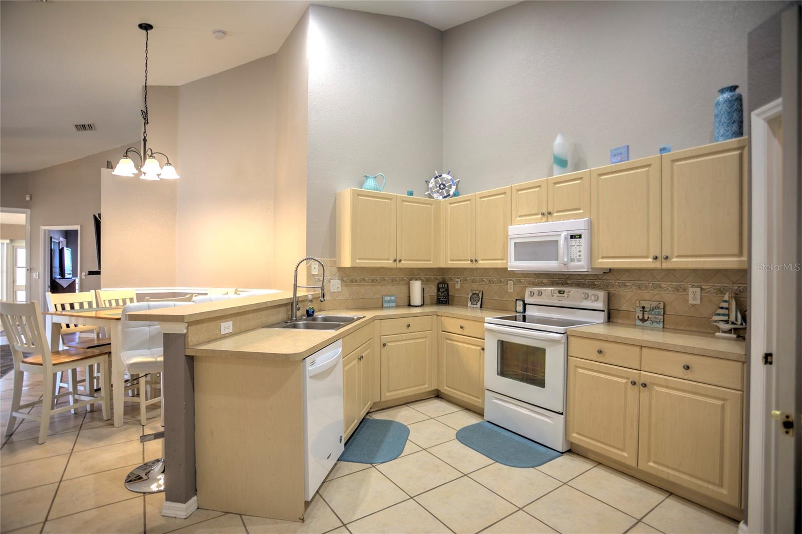 Image 8 of 29 For 4441 Fairway Drive