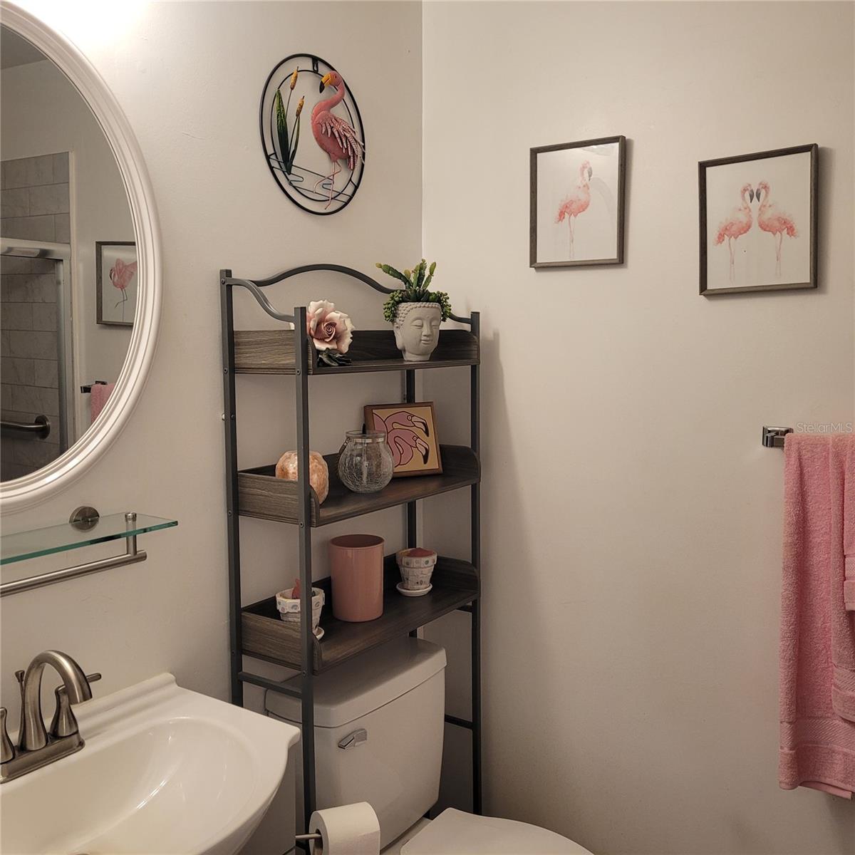 Image 20 of 48 For 4410 Warren Avenue 108