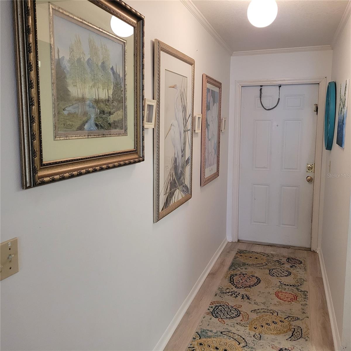 Image 3 of 48 For 4410 Warren Avenue 108