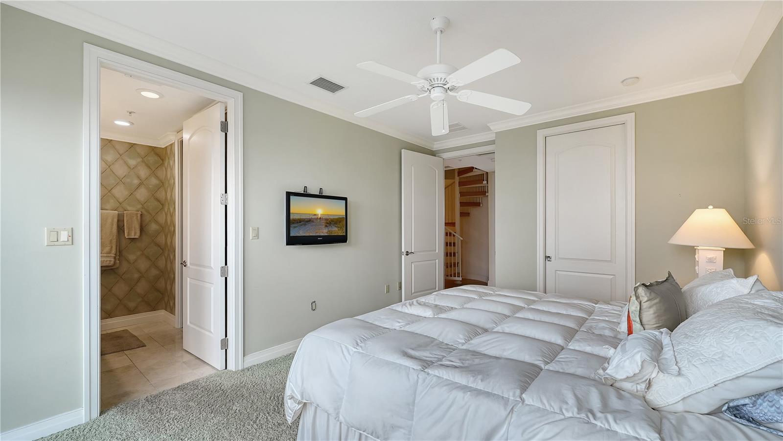 Image 16 of 65 For 235 Cocoanut Avenue 117c