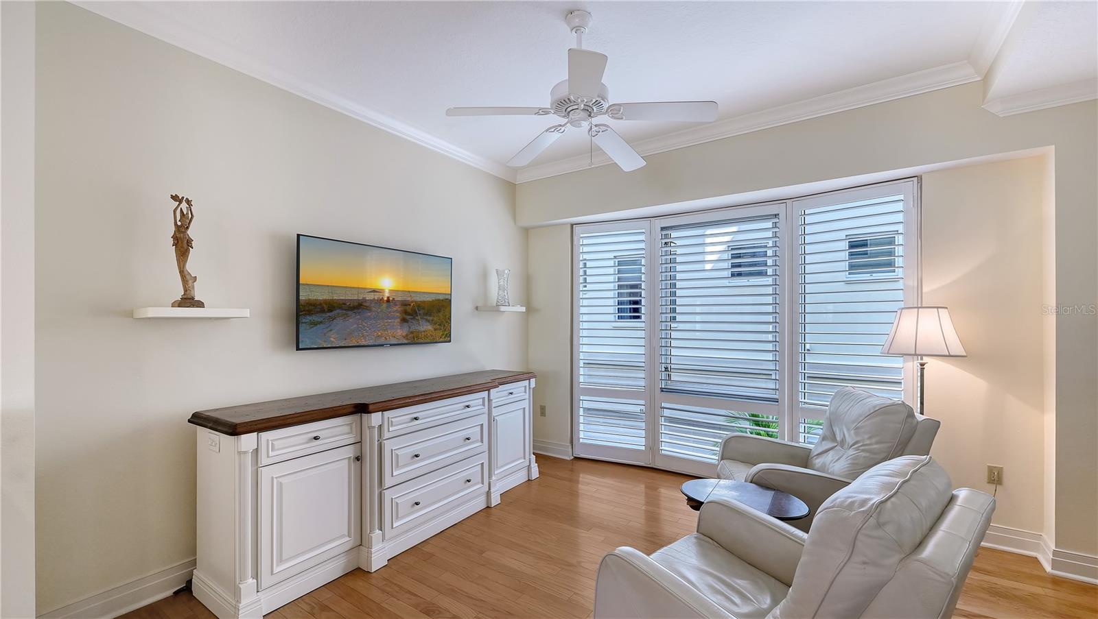 Image 23 of 65 For 235 Cocoanut Avenue 117c