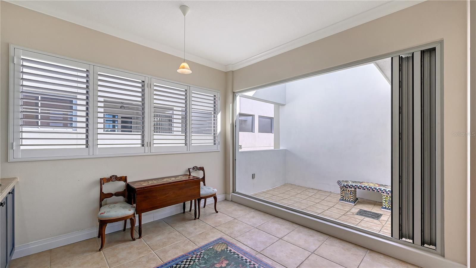 Image 24 of 65 For 235 Cocoanut Avenue 117c