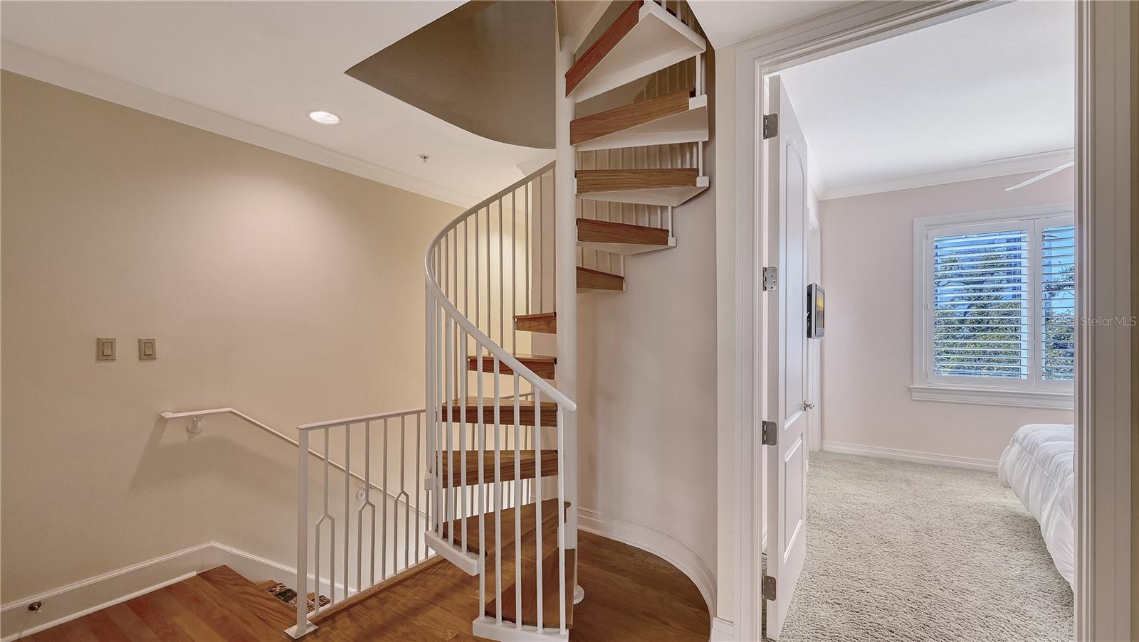 Image 25 of 65 For 235 Cocoanut Avenue 117c