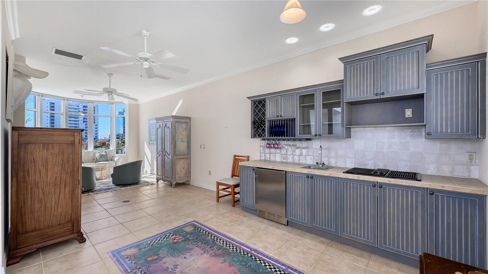 Image 30 of 65 For 235 Cocoanut Avenue 117c