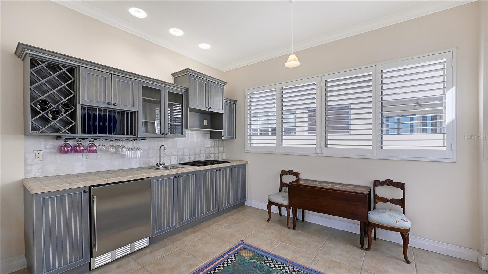 Image 32 of 65 For 235 Cocoanut Avenue 117c