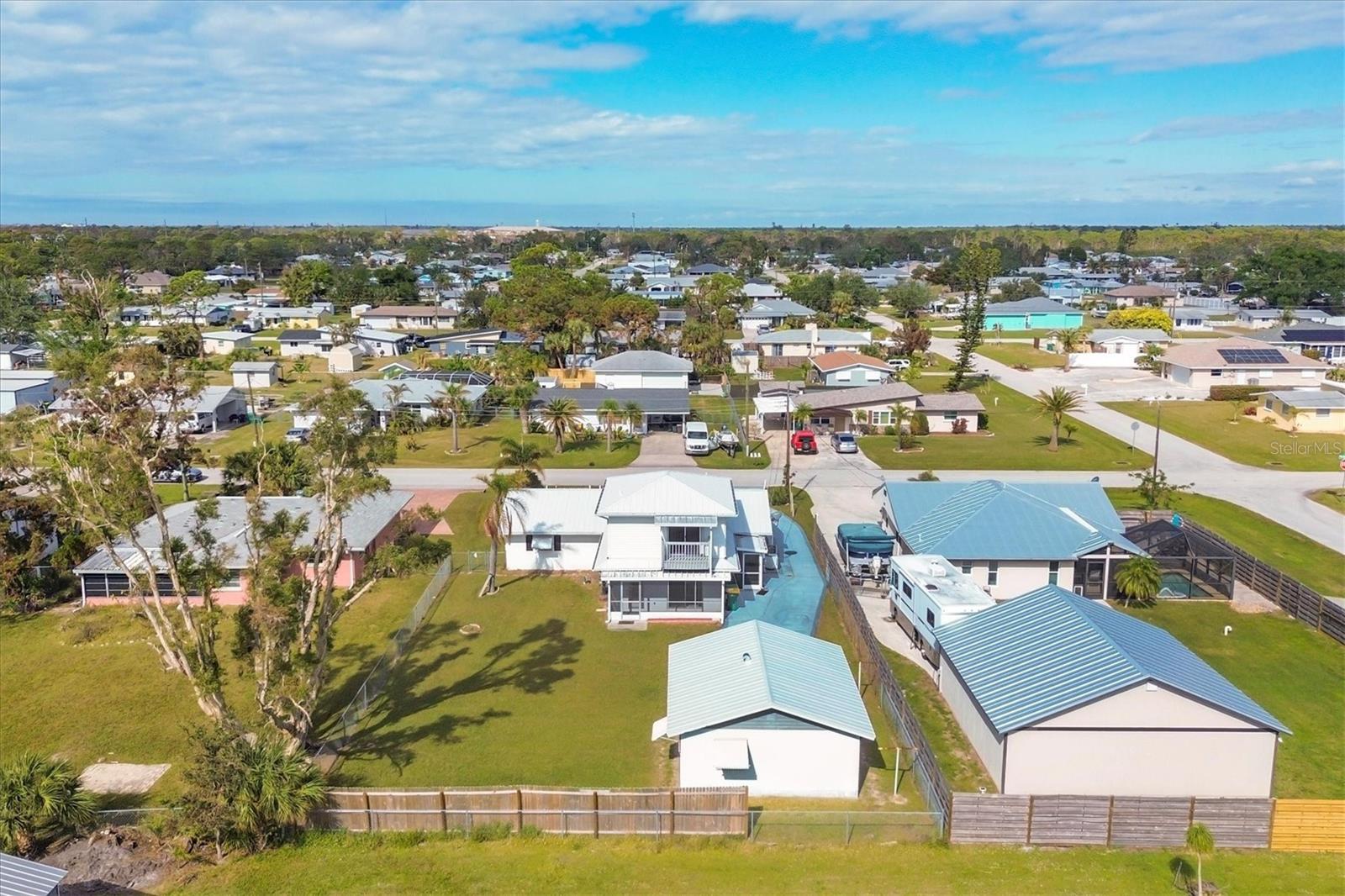 Image 18 of 28 For 2075 Pennsylvania Avenue